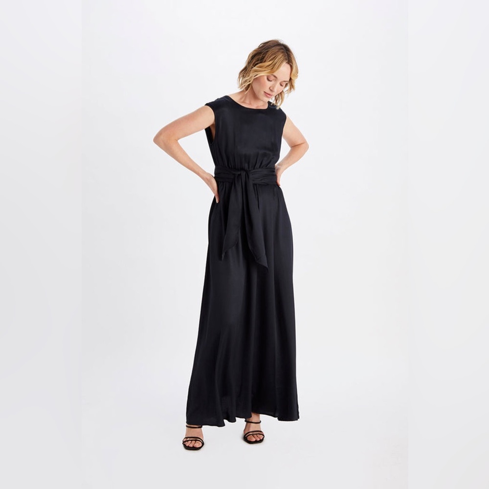 London Lulu Maxi Grey Satin Style Dress Size S.